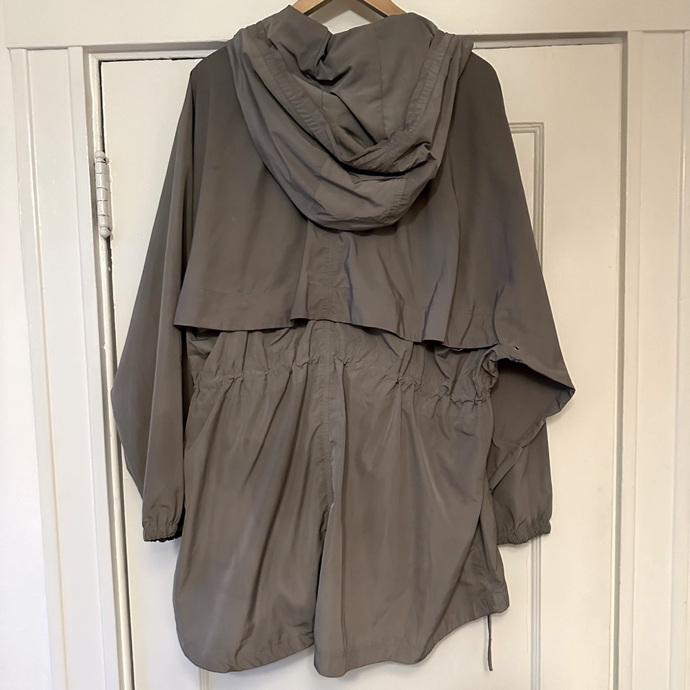 Athleta rain/wind jacket